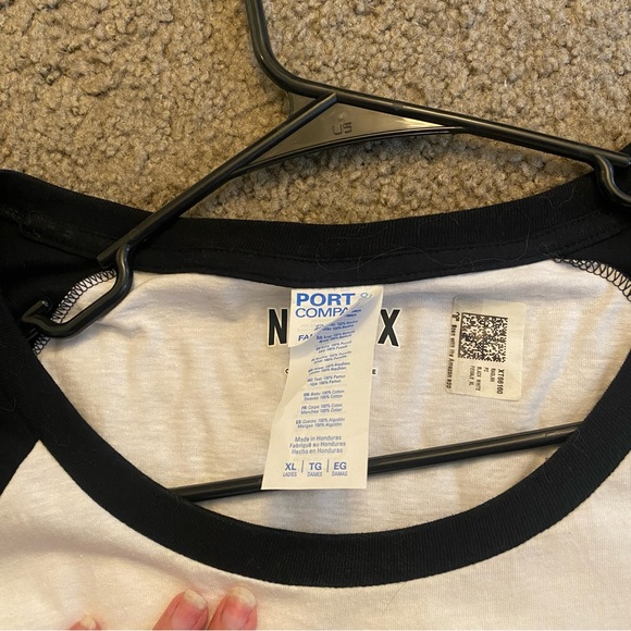 NWOT Stranger Things Hellfire Club Raglan Tee - Picture 3 of 3